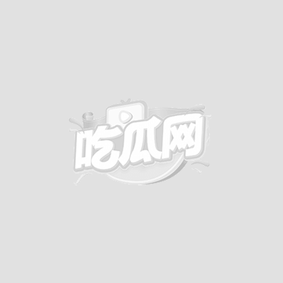 红裙妹子在卧室浴室来回换1